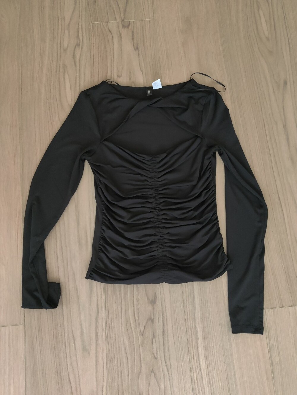 H&M Black Ruched Long Sleeve Top